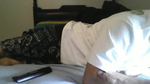 Snapshot of trainedtogoo chatting on 10-19-25, 08:20 trainedtogoo online show from 10-19-25, 08:20