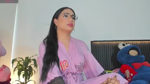 Juliana Giiraldo  online show from 07-23-26, 09:24