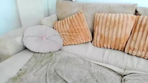 Snapshot of transalicia chatting on 06-19-26, 02:21 TransAlicia online show from 06-19-26, 02:21