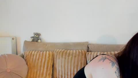 Snapshot of transalicia chatting on 06-20-26, 07:49 TransAlicia online show from 06-20-26, 07:49