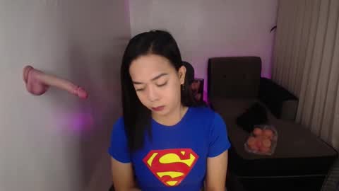 Snapshot of transmanilasue chatting on 02-01-26, 04:55 Sue online show from 02-01-26, 04:55