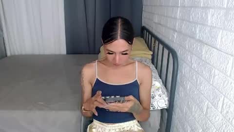 Snapshot of transmedusaxxx chatting on 05-13-26, 02:31 Chloe online show from 05-13-26, 02:31