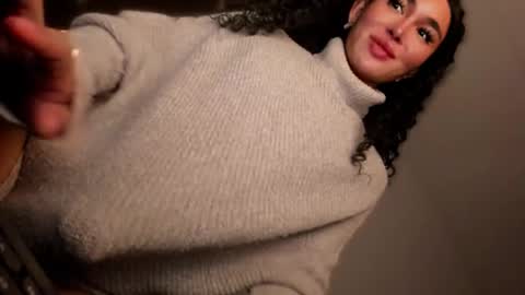 Snapshot of transnextdoor_ chatting on 10-12-25, 02:05 ALMIGHTY GODDESS VALENTINA online show from 10-12-25, 02:05