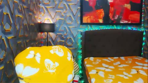 Snapshot of transplayfullolivia chatting on 01-13-25, 08:05 KYLIE BELLA TS online show from 01-13-25, 08:05