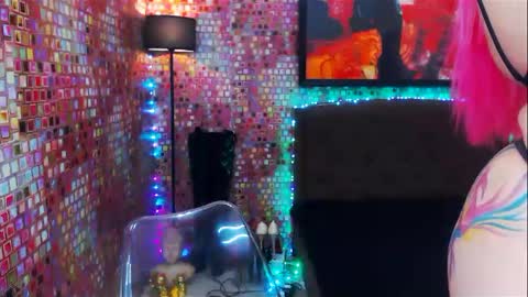 Snapshot of transplayfullolivia chatting on 02-08-25, 10:51 KYLIE BELLA TS online show from 02-08-25, 10:51