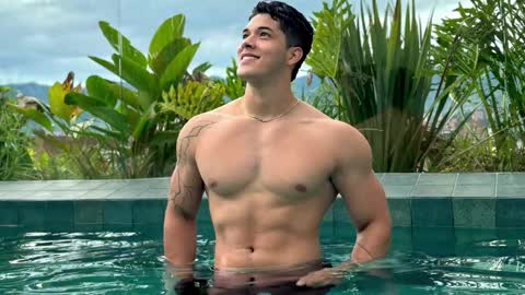 Snapshot of travis_joplinn chatting on 02-25-26, 11:14 travis joplin online show from 02-25-26, 11:14