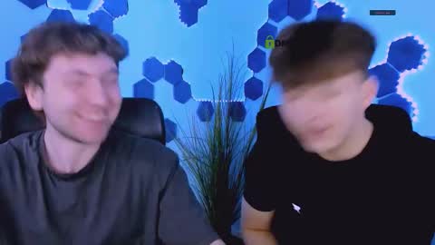 Travis online show from 03-06-26, 09:50