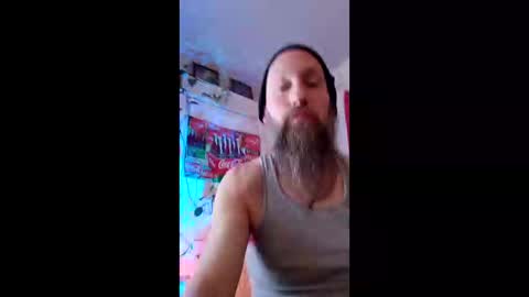 Snapshot of travism211 chatting on 03-18-26, 06:44 travism211 online show from 03-18-26, 06:44
