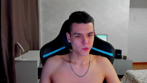 Snapshot of travisrivas chatting on 03-04-25, 05:34 travisrivas online show from 03-04-25, 05:34