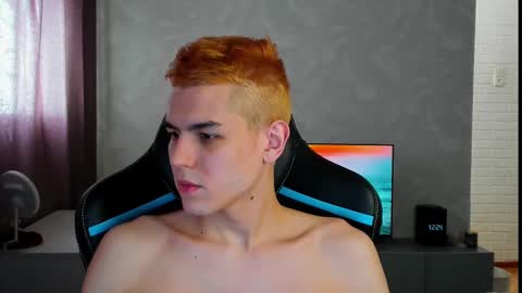 Snapshot of travisrivas chatting on 03-09-25, 09:24 travisrivas online show from 03-09-25, 09:24