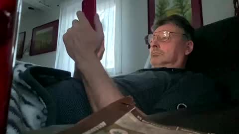 Snapshot of trebgeis1 chatting on 02-23-25, 04:57 trebgeis1 online show from 02-23-25, 04:57