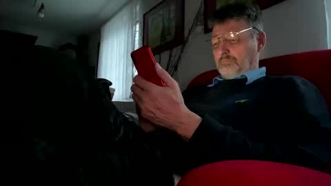 Snapshot of trebgeis1 chatting on 03-11-25, 05:24 trebgeis1 online show from 03-11-25, 05:24