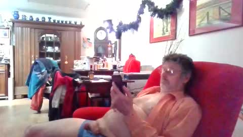 trebgeis1 online show from 01-16-26, 05:28