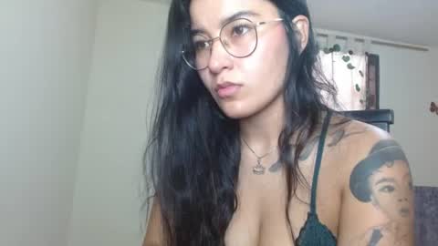 Snapshot of trebol_4 chatting on 06-17-26, 05:14 trebol_4 online show from 06-17-26, 05:14