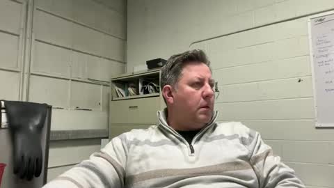 Snapshot of treborinthesky chatting on 02-06-25, 11:37 treborinthesky online show from 02-06-25, 11:37