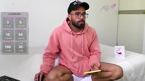 Snapshot of treborshunter chatting on 02-19-26, 06:37 Hunter man online show from 02-19-26, 06:37