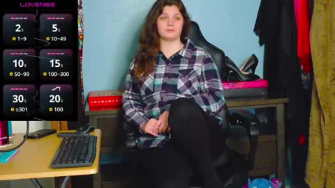 TreeJeanne online show from 12-13-25, 07:53