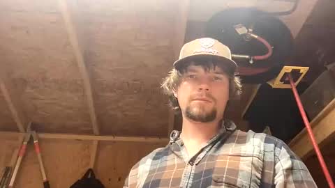 treeman817 online show from 05-11-26, 09:45
