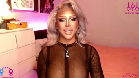 Jade online show from 06-22-26, 03:25