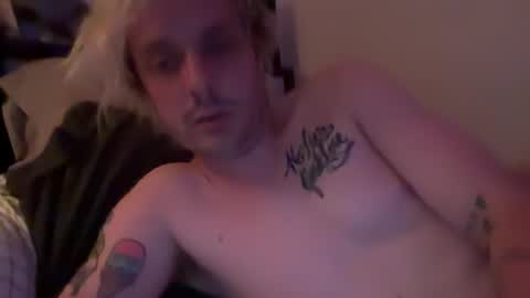 Snapshot of trevrawr69 chatting on 05-28-26, 04:21 trevrawr69 online show from 05-28-26, 04:21
