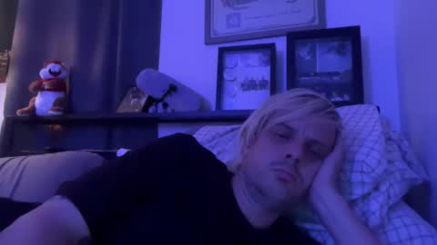 Snapshot of trevrawr69 chatting on 06-03-26, 03:42 trevrawr69 online show from 06-03-26, 03:42