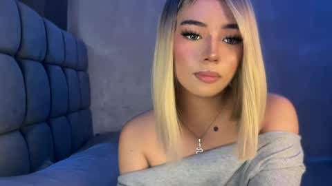 trexie_fucks15 online show from 07-16-26, 04:18