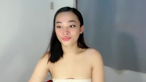 Snapshot of tricia_slut chatting on 10-18-25, 05:10 tricia_slut online show from 10-18-25, 05:10