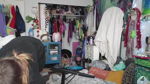 Snapshot of tricky_nymph chatting on 02-02-25, 07:25 Cassie online show from 02-02-25, 07:25