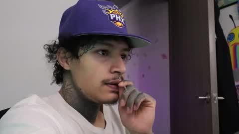 - trieone online show from 12-19-25, 01:51