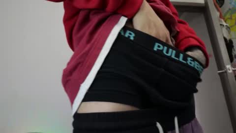 - trieone online show from 02-18-26, 02:13