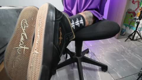 - trieone online show from 04-17-26, 12:35