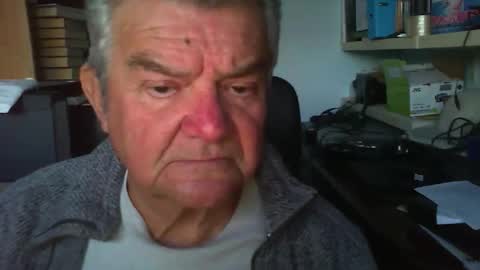 Steve online show from 01-12-26, 03:28