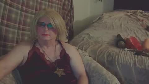 Trina Tushy Deluxe online show from 01-11-26, 12:15