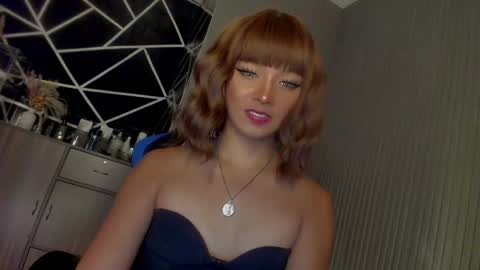 Ms Ella online show from 01-30-25, 11:55