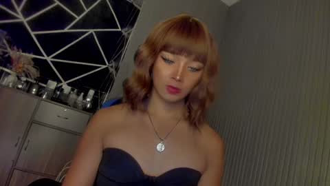 Ms Ella online show from 02-01-25, 08:18