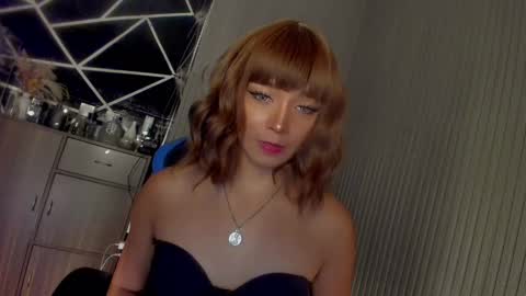 Ms Ella online show from 02-11-25, 02:24