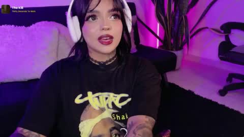 Val martinez  online show from 04-21-26, 01:07