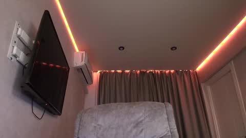 tripleprinces online show from 03-11-25, 04:51