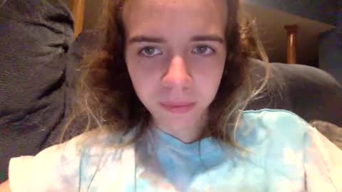 trippybb222 online show from 10-15-25, 02:06