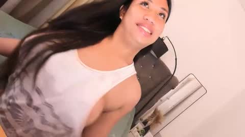 Snapshot of trixiebayeseraa chatting on 11-10-25, 11:15 trixiebayeseraa online show from 11-10-25, 11:15