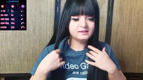 trixiedoescamcam online show from 12-18-24, 08:03