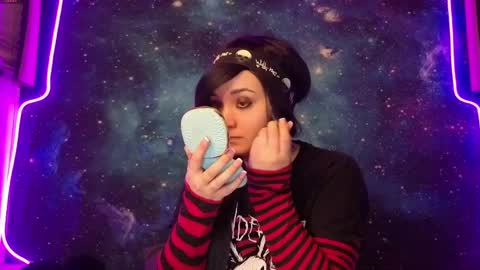 Snapshot of trixiedoescamcam chatting on 05-12-26, 04:26 trixiedoescamcam online show from 05-12-26, 04:26