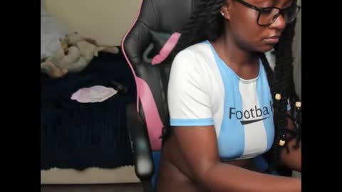 Taria online show from 02-04-26, 03:01