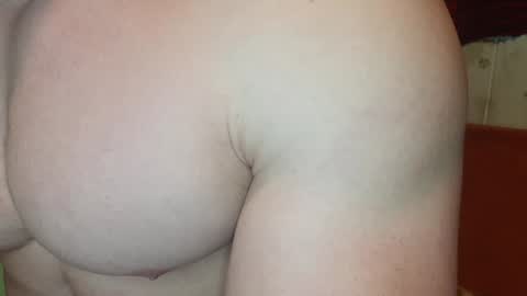 Snapshot of troncq chatting on 01-31-25, 07:39 Troncq online show from 01-31-25, 07:39