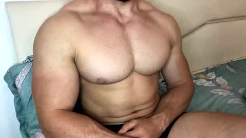 Snapshot of troncq chatting on 09-29-25, 01:16 Troncq online show from 09-29-25, 01:16