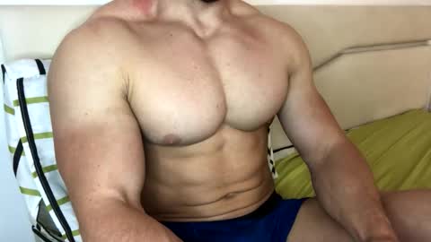 Troncq online show from 11-04-25, 09:41