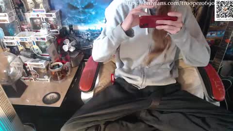 trooper0690 online show from 04-12-26, 02:44