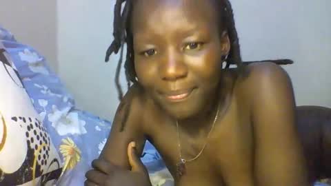 Snapshot of trouble456206957 chatting on 01-07-26, 04:31 darkbarbie online show from 01-07-26, 04:31