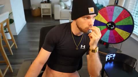 Troy Green online show from 04-09-26, 09:42