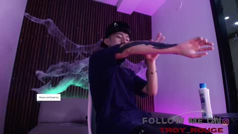 Troy online show from 10-31-25, 04:52